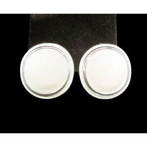 White Silver 1.5 Inch Button Clip-on Earrings Light Weight 1980s Vintage Jewelry